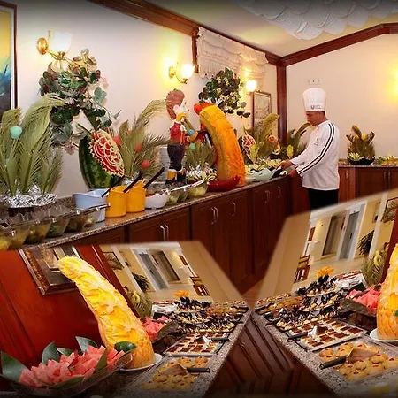 Azak Hotel 3*