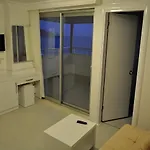 Azak Hotell 3*