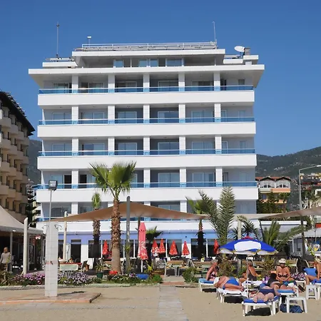 Hotel Azak 3*