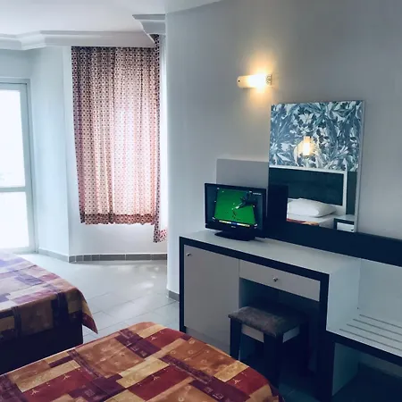 Azak מלון 3*