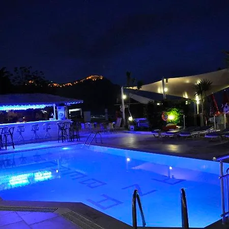 Azak Hotell