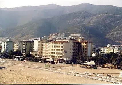 Azak Алания
