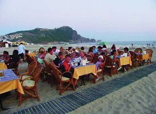 酒店 阿匝克海滩酒店