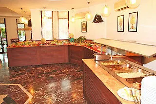阿匝克海滩酒店 酒店