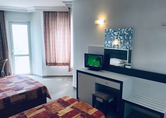 Azak Hotel 3*