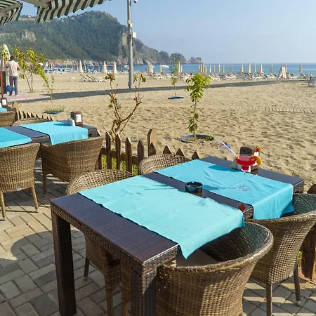 Azak Szálloda Alanya